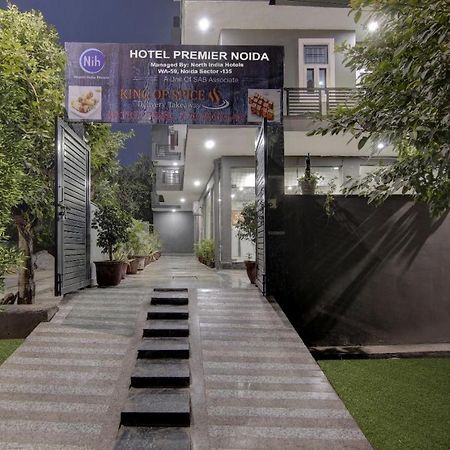 Hotel Premier Noida 135 מראה חיצוני תמונה